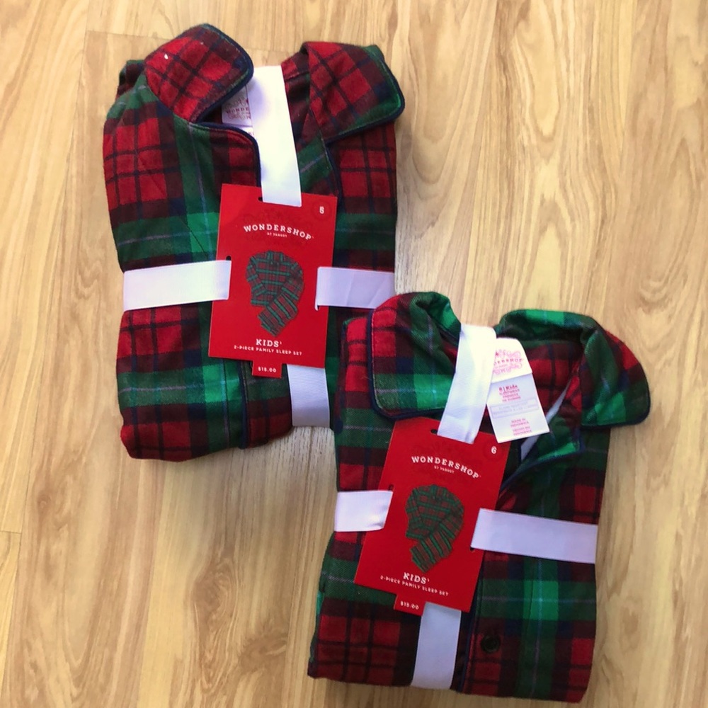 NWT Plaid Holiday Pajamas. Sizes 5 & 6.